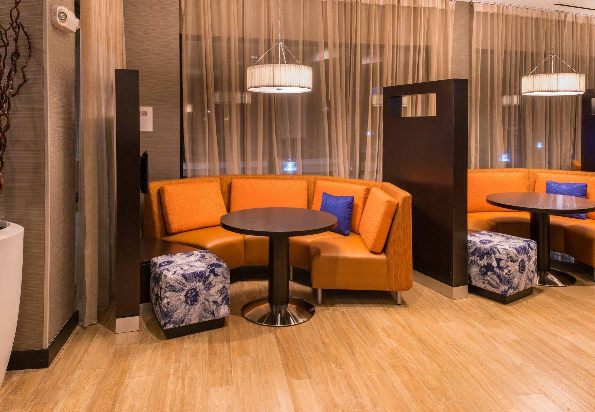 Courtyard By Marriott Jacksonville Exterior foto